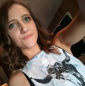 Meet your Posher, Lindsey